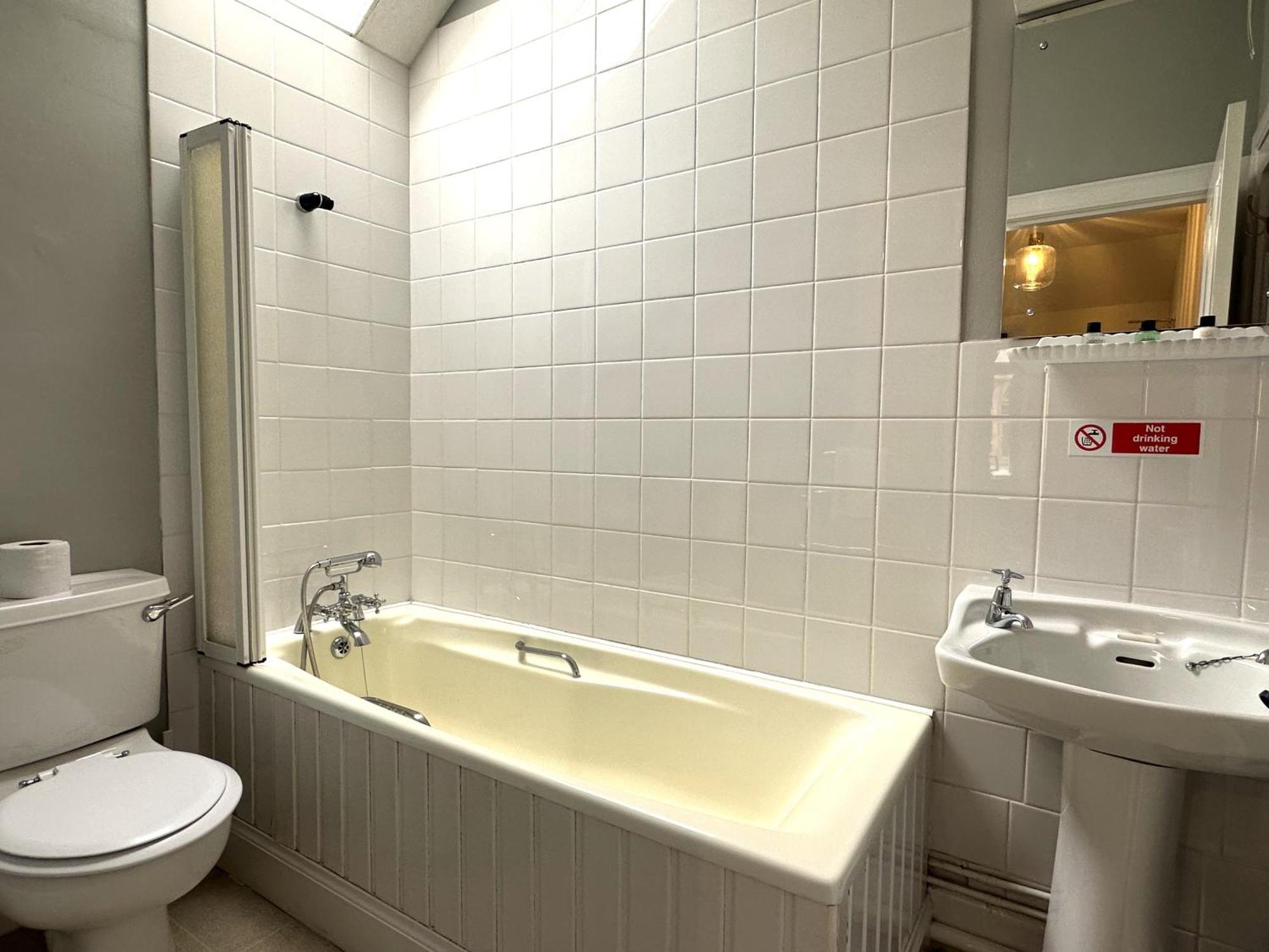 Navidale House - Bed, Breakfast & Bar Helmsdale Quarto foto